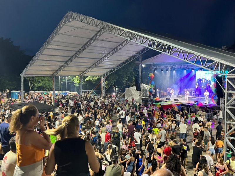 Segunda de Carnaval tem pagode dos anos 90 e muito axé na Arena do Lago e na Zona Norte de Bragança