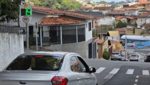 Lombada eletrônica começa a operar na Rua Gino Mazola nesta segunda-feira